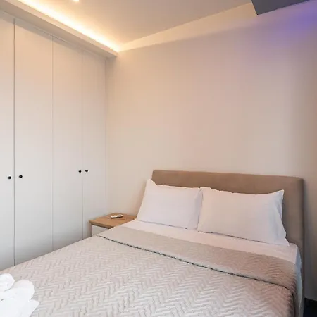 شقة Poseidon Girni Sea View *