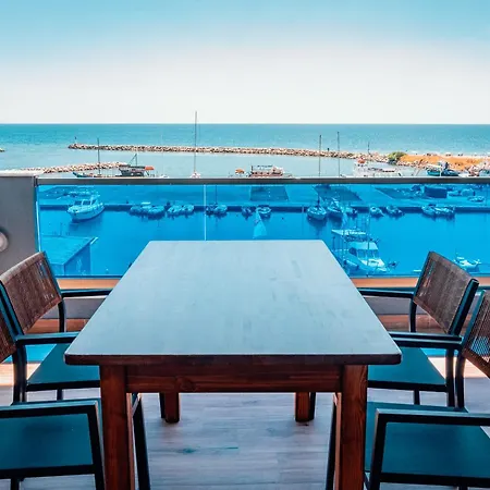 Apartamento Poseidon Girni Sea View