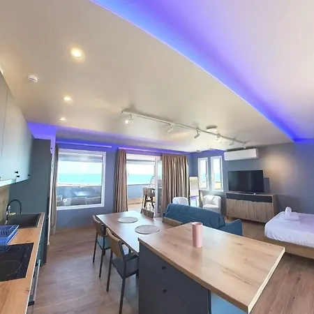 Poseidon Girni Sea View * Paralía