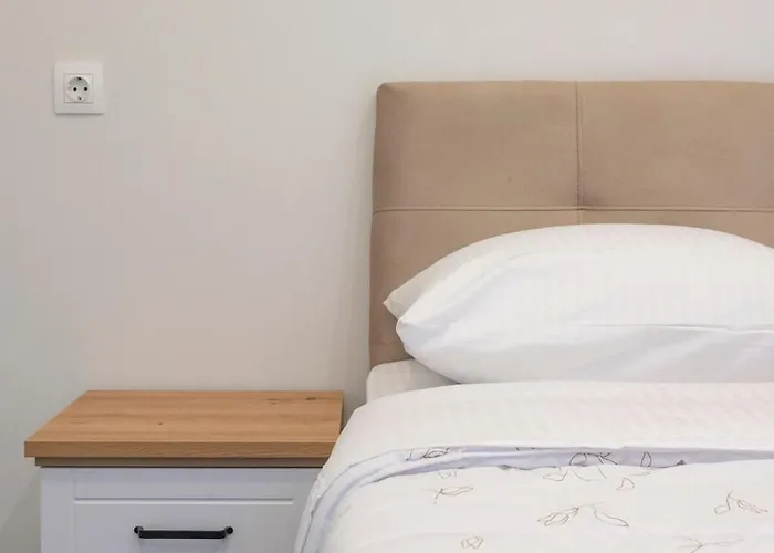 Poseidon Girni Sea View