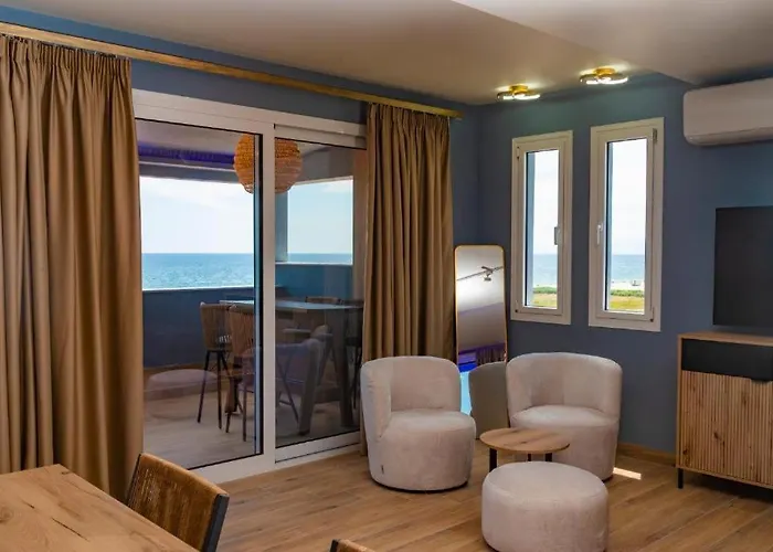 Poseidon Girni Sea View *